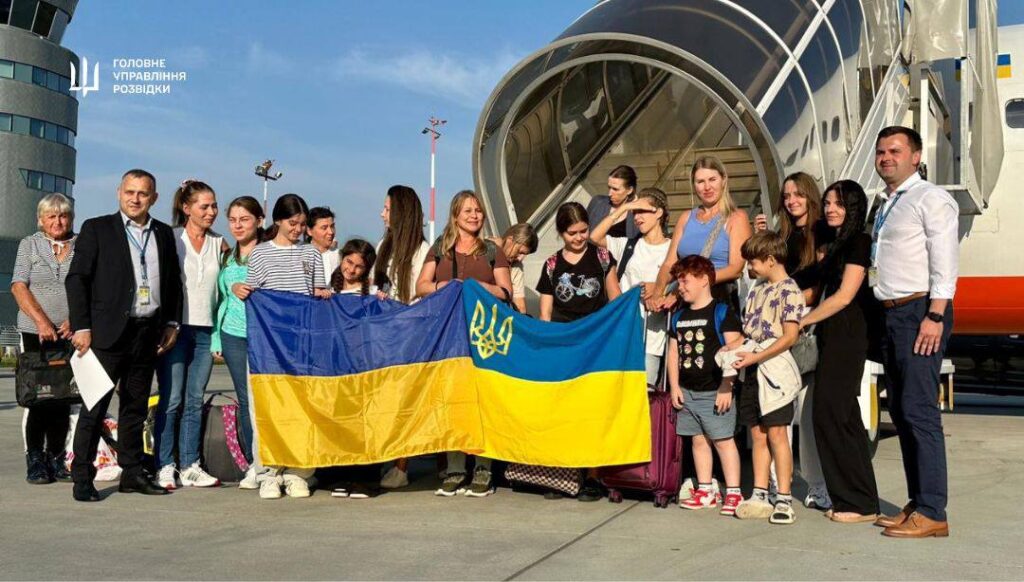 З Лівану успішно евакуювали ще 25 українців, наразі вони в Польщі