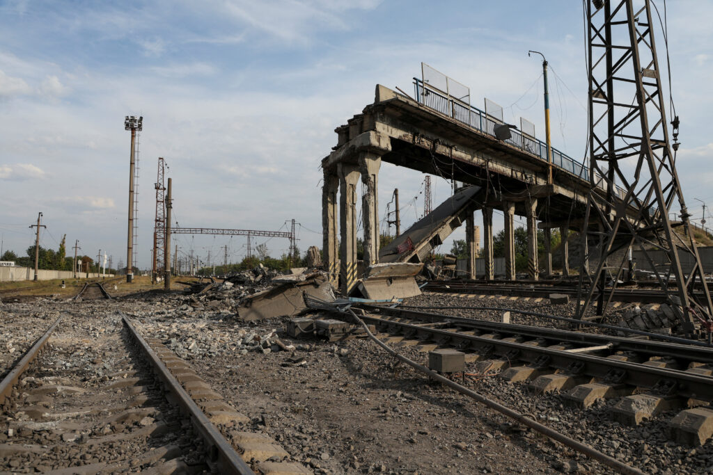 Через несвоєчасні дії керівництва окупанти майже без бою зайняли укріпрайон ЗСУ під Покровськом — Бутусов