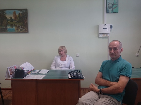 У вінницького лікаря комісії зі встановлення інвалідності знайшли десятки квартир та автопарк