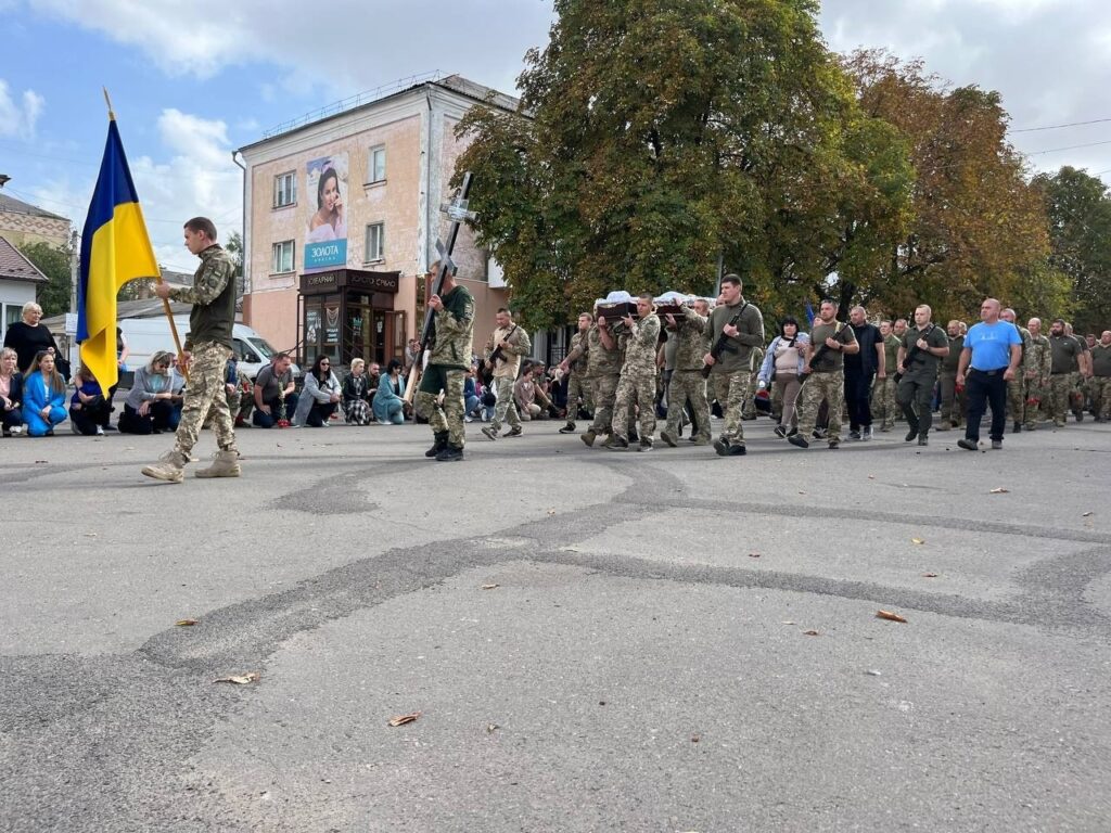 Комбат из бригады ТрО, самовольно покинувшей позиции под Угледаром, застрелился