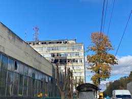 Атака БПЛА зупинила роботу одного з найбільших виробників мікроелектроніки РФ