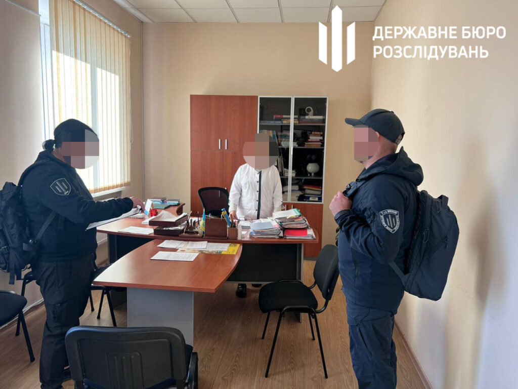 В Одесі група лікарів “заробила” на фіктивних довідках мільйони гривень