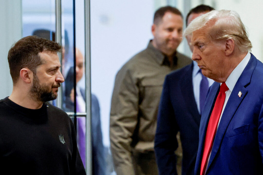“Дуже гарна розмова”: Зеленський поспілкувався з Трампом на засіданні G7