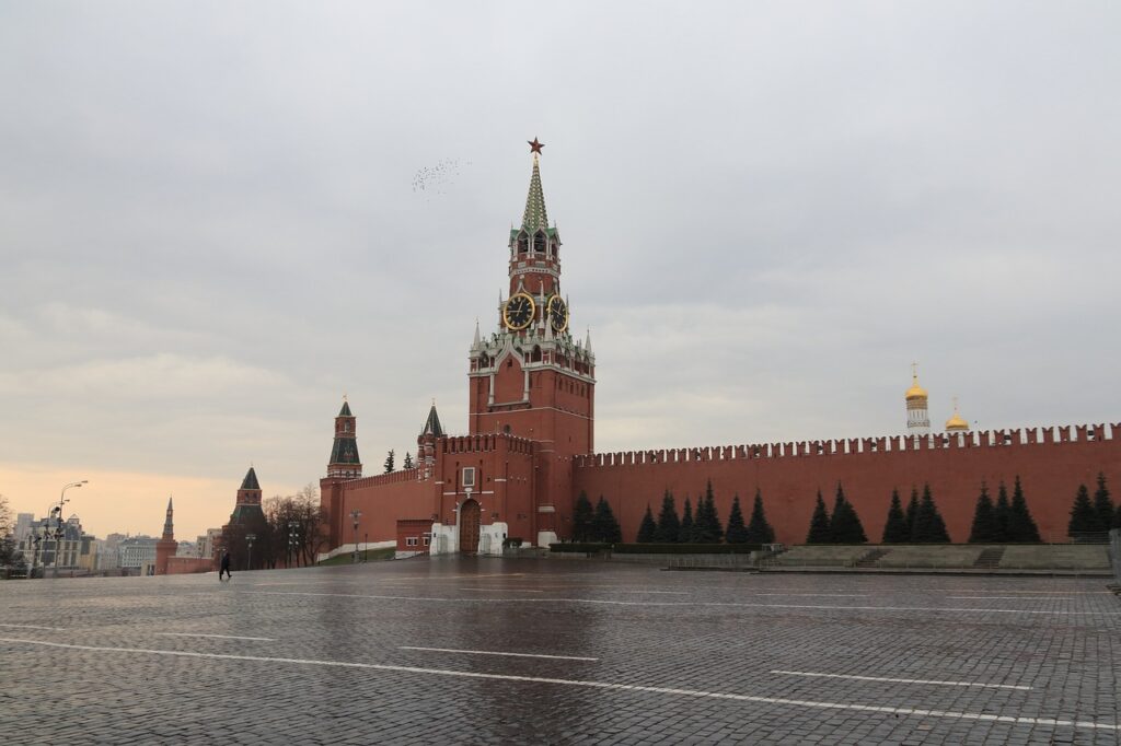 «Плохие» союзники: власть разворачивает Украину из европейского на российский вектор развития
