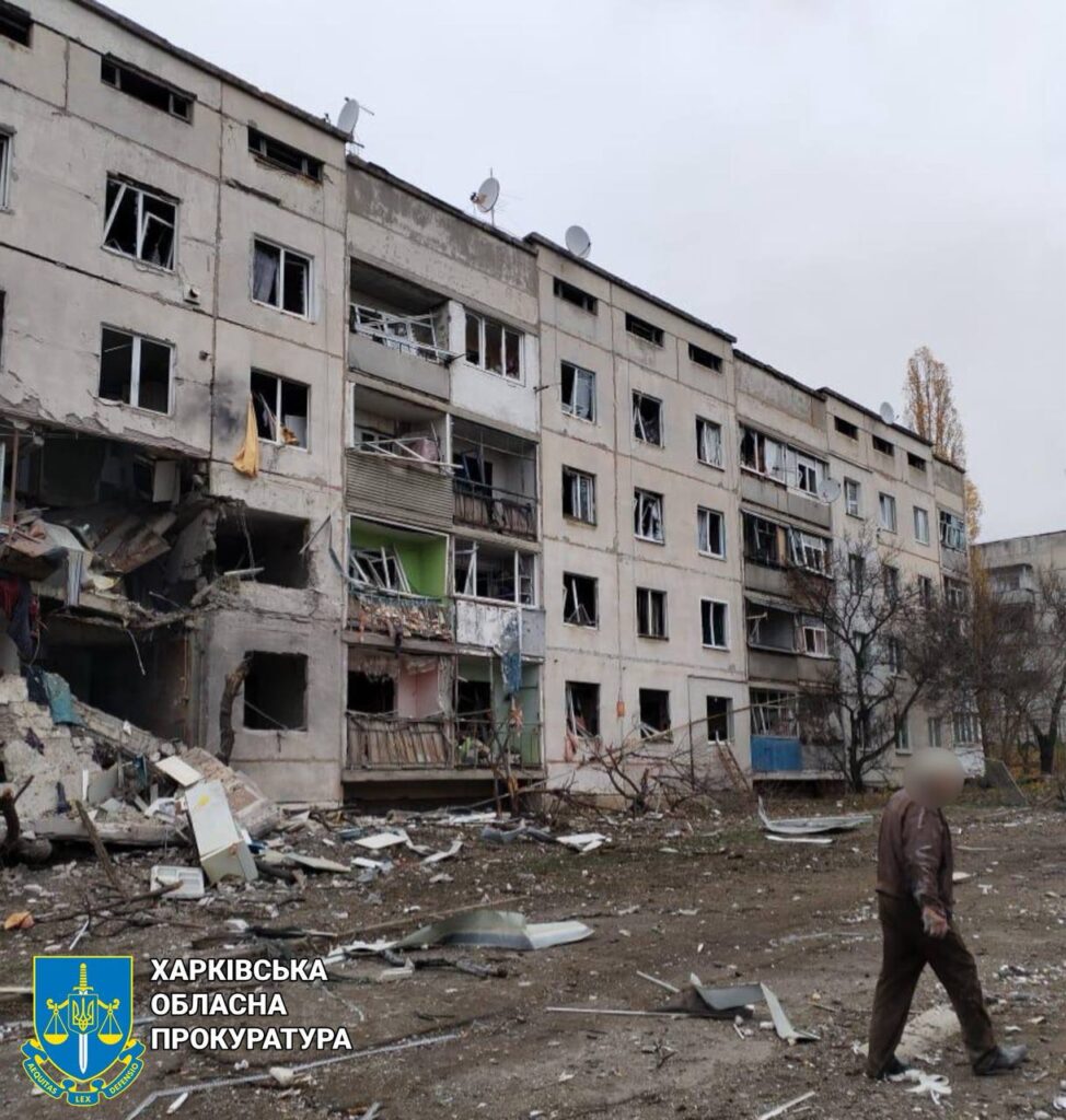 Внаслідок обстрілу Куп’янська на двох людей впали електродроти, вони загинули