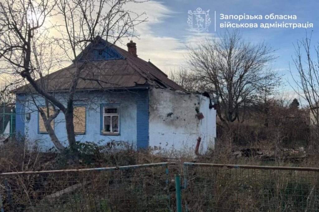 Росіяни масовано обстріляли Запоріжжя та дев’ять населених пунктів області, поранена дитина