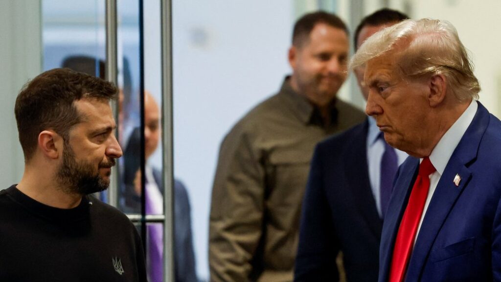 “Повернути що?”: Трамп пропонує Зеленському відмовитись від окупованих Росією територій – El Pais