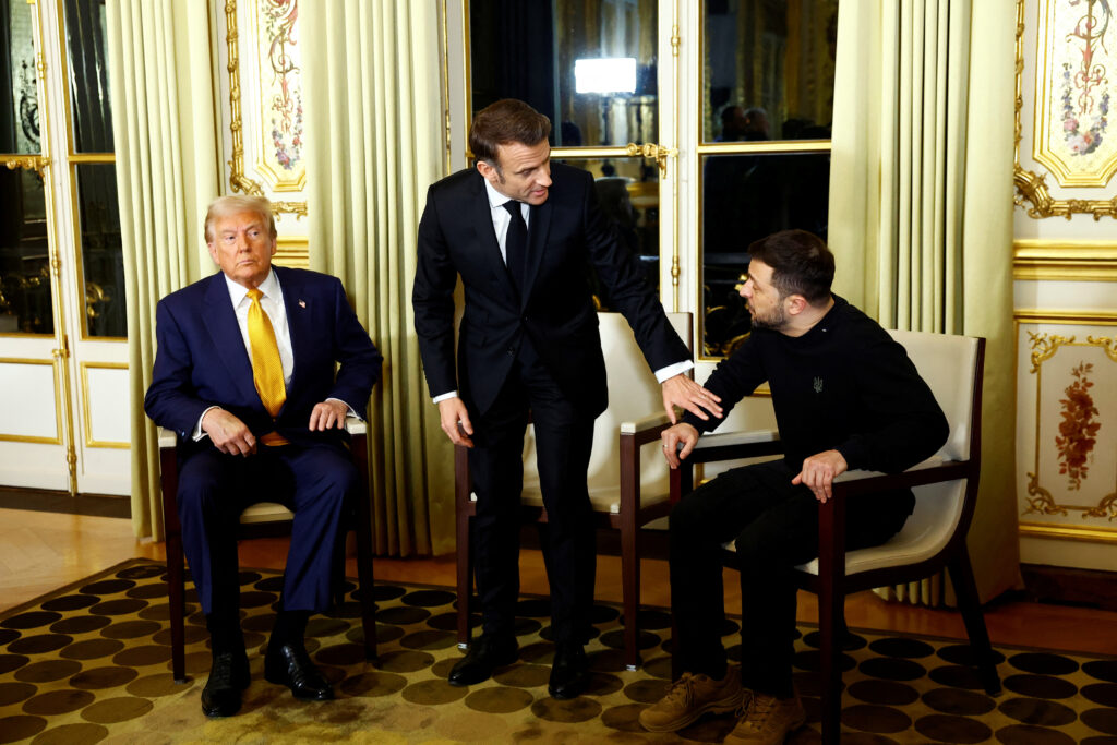 Мовчання Трампа: у США готують таємне рішення щодо України