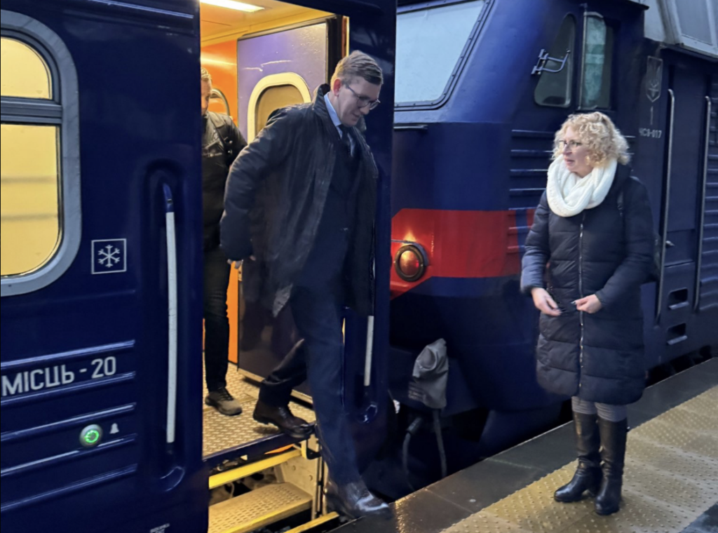 До Києва прибув прем’єр-міністр Естонії