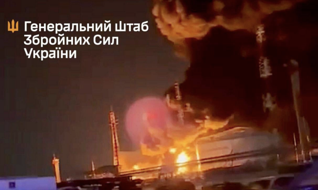 Українські воїни вночі вдарили по нафтобазі окупантів в Орловській області
