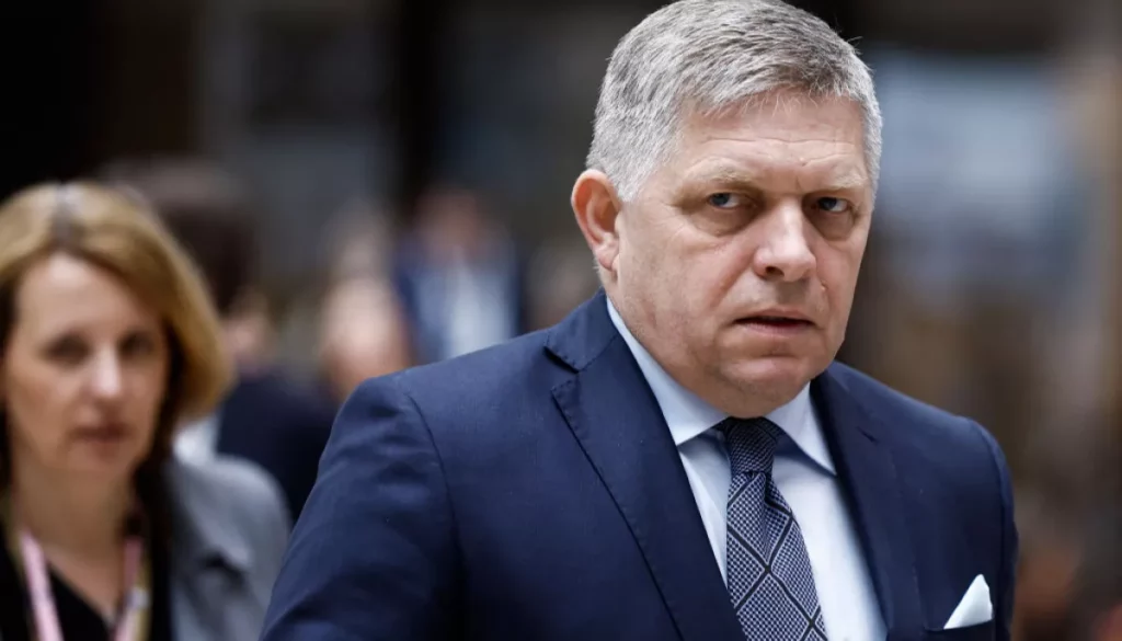 Фіцо пригрозив Україні припиненням постачань електроенергії