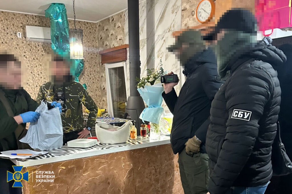 У Дніпрі адвокат навів ракетний удар РФ по підприємству