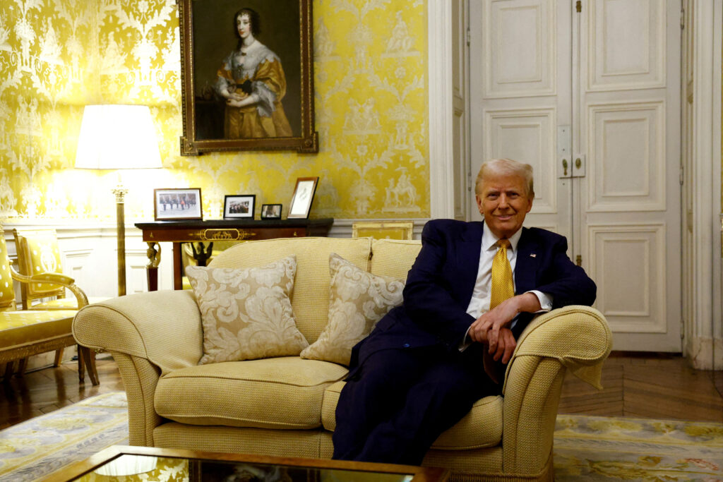 Трамп пригрозив запровадити 100% мита на товари з країн БРІКС: у чому причина