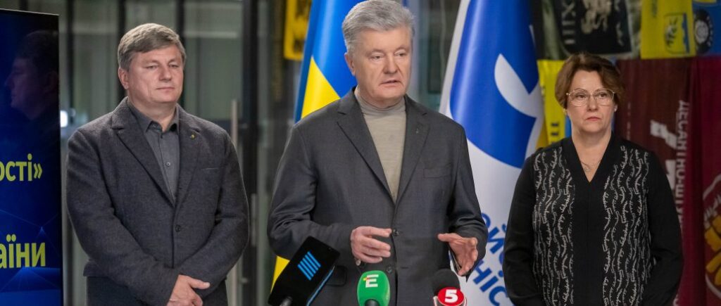 Припинити транзит російської нафти, повернути ПДФО бригадам і витурити ОПЗЖ з Ради: Порошенко оголосив вимоги до порядку денного