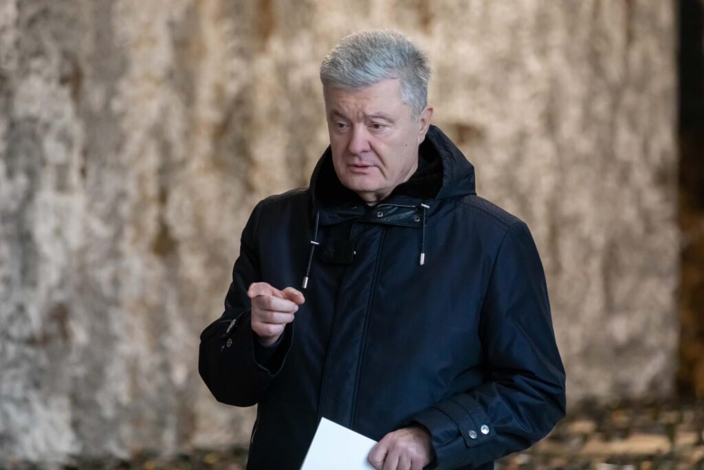 Парадигма виборів: які наслідки матиме спроба усунення Порошенка