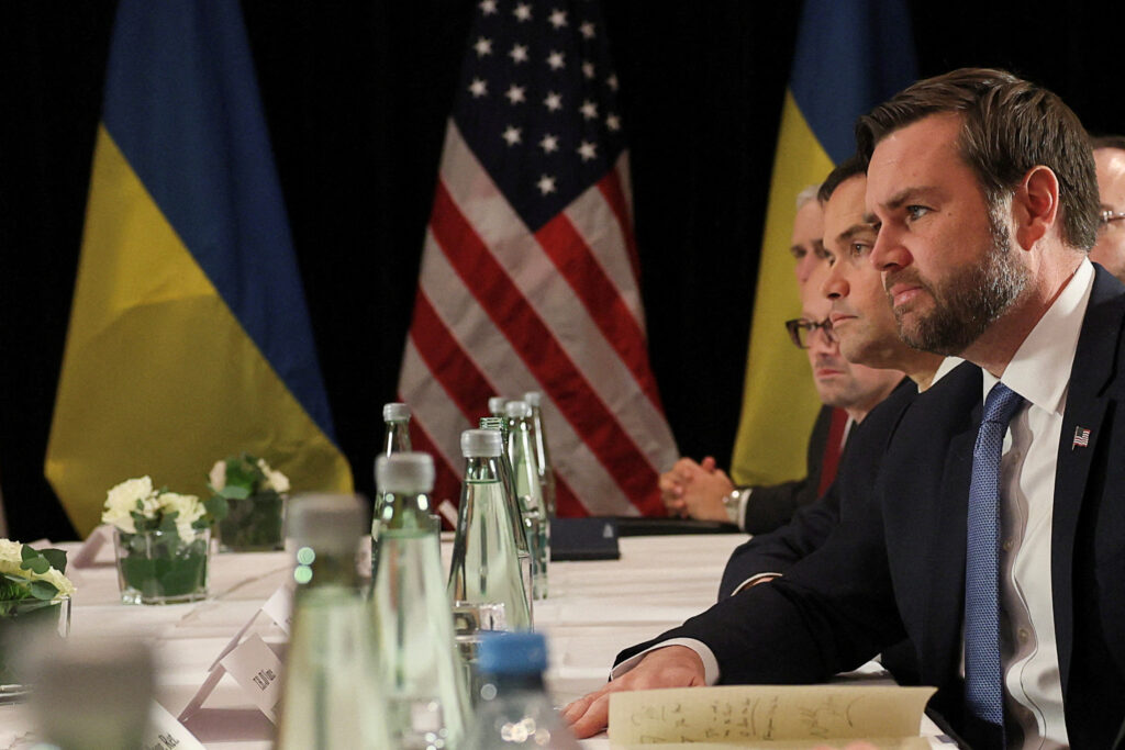 Мюнхенська (не)безпекова конференція: чому Європа налякана Трампом більше, ніж Путіним