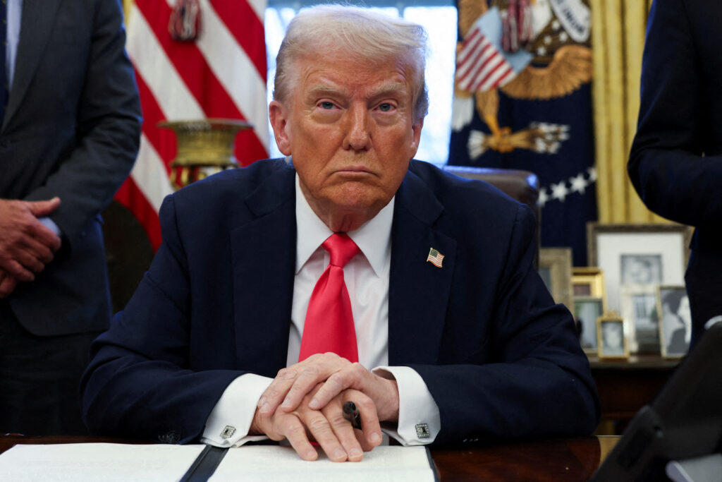 Трамп пригрозив Китаю збільшенням тарифів ще на 50%: у чому причина