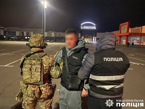 Підрізали автобус та погрожували зброєю військовим: на Чернігівщині невідомі “викрали” мобілізованих