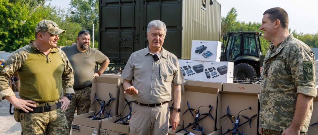 Порошенко привітав 207-й батальйон ТрО, який воює на східному напрямку