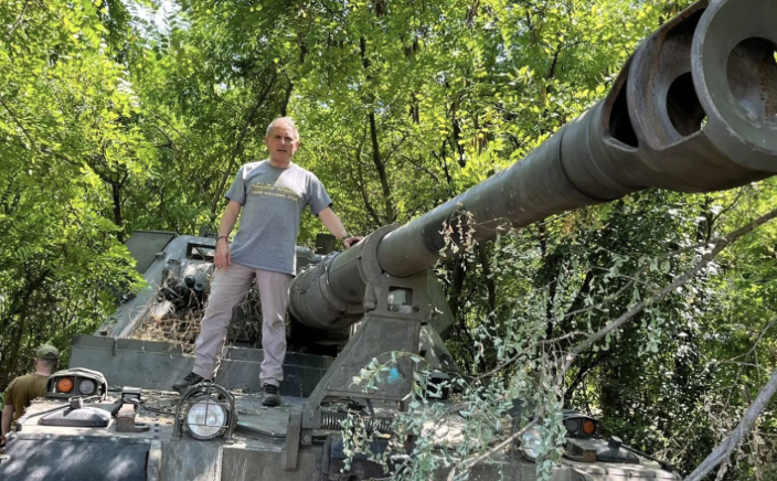 Колишній депутат з Великої Британії приєднався до лав ЗСУ