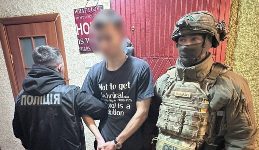 Правоохоронці затримали російських агентів, що вчинили теракт біля ТЦК