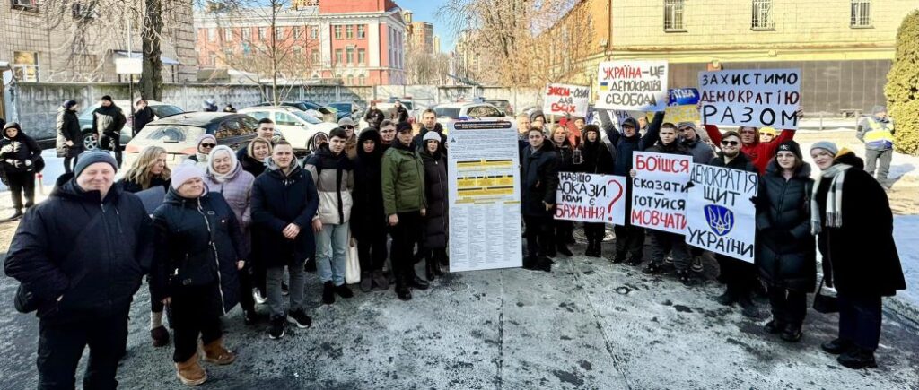 168 общественных организаций призвали СНБО отменить незаконные санкции против Порошенко