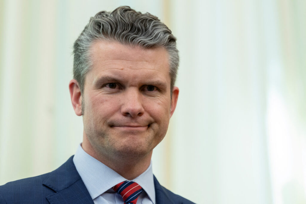 “Chaos and paranoia reign”: Pentagon staff prepare letter to dismiss Hegseth