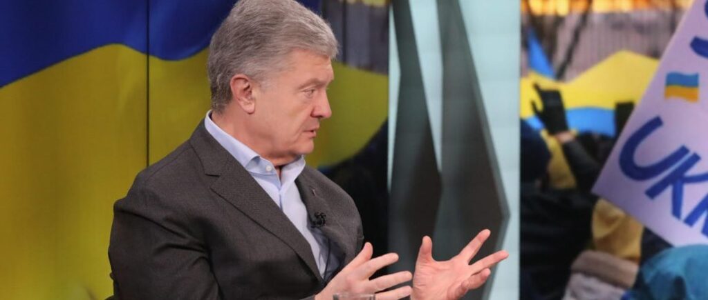 Порошенко: прекращение огня нужно будет использовать для ускорения оборонной промышленности
