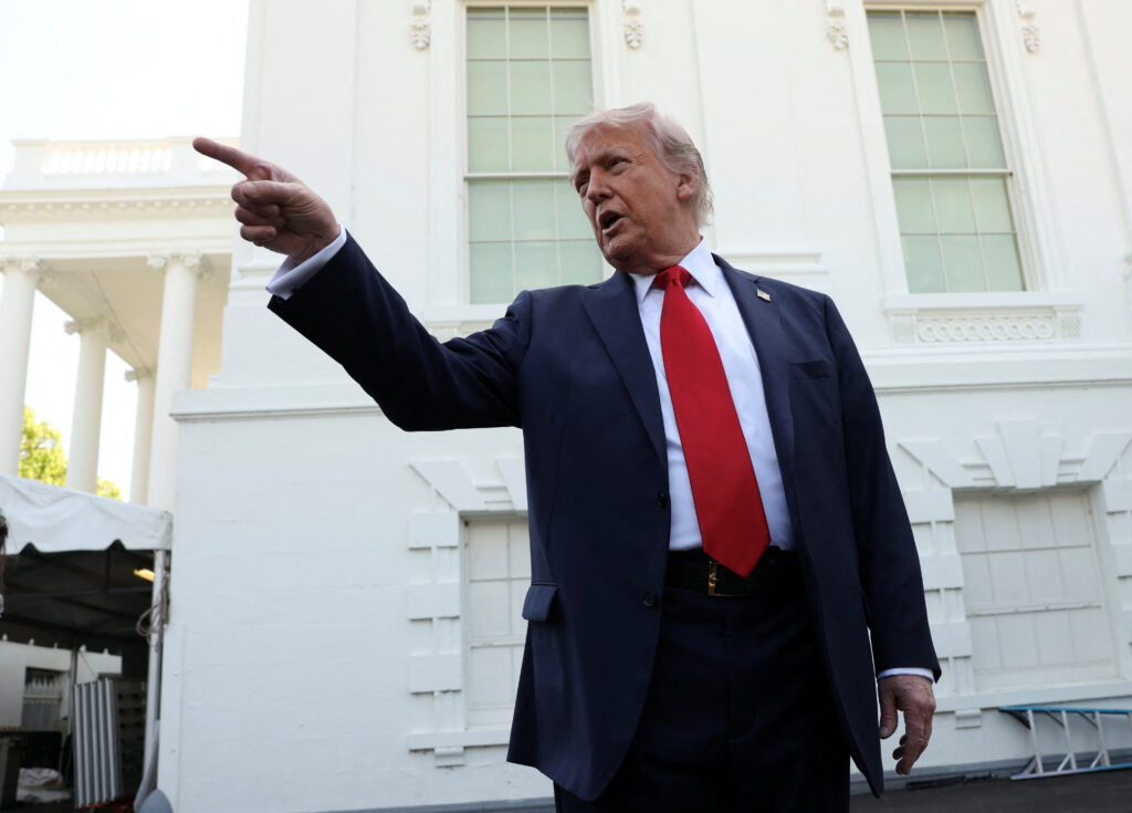 Трампівські мита вже дають ефект: економіка США вперше з 2022 року значно скоротилася