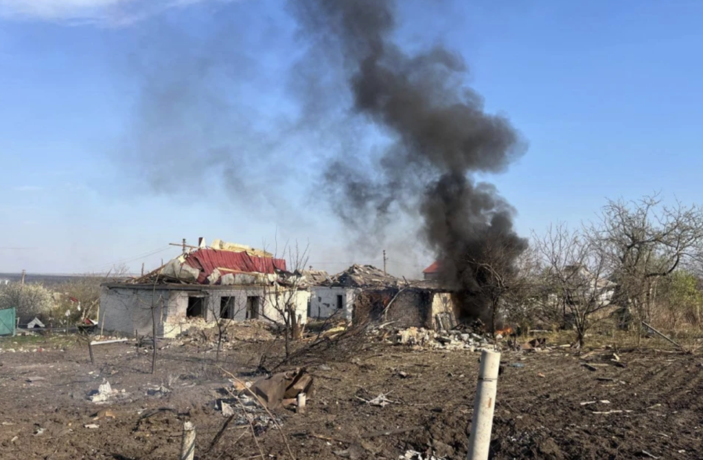 Армия РФ сбросила на Купянск 10 аивабомб, много пострадавших