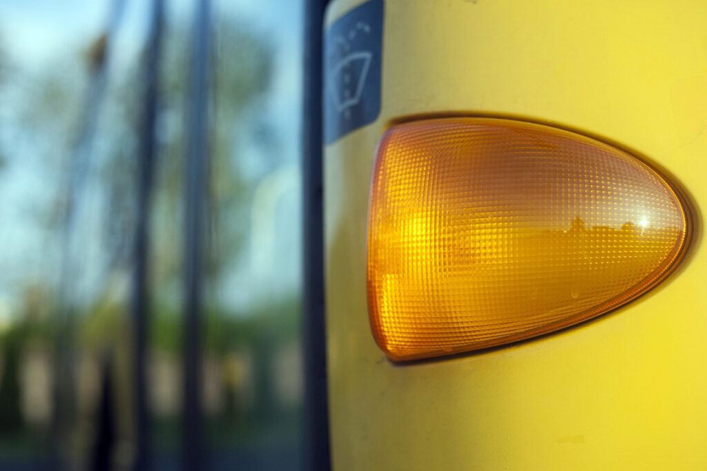 Автівки зі США під загрозою штрафів: в чому причина