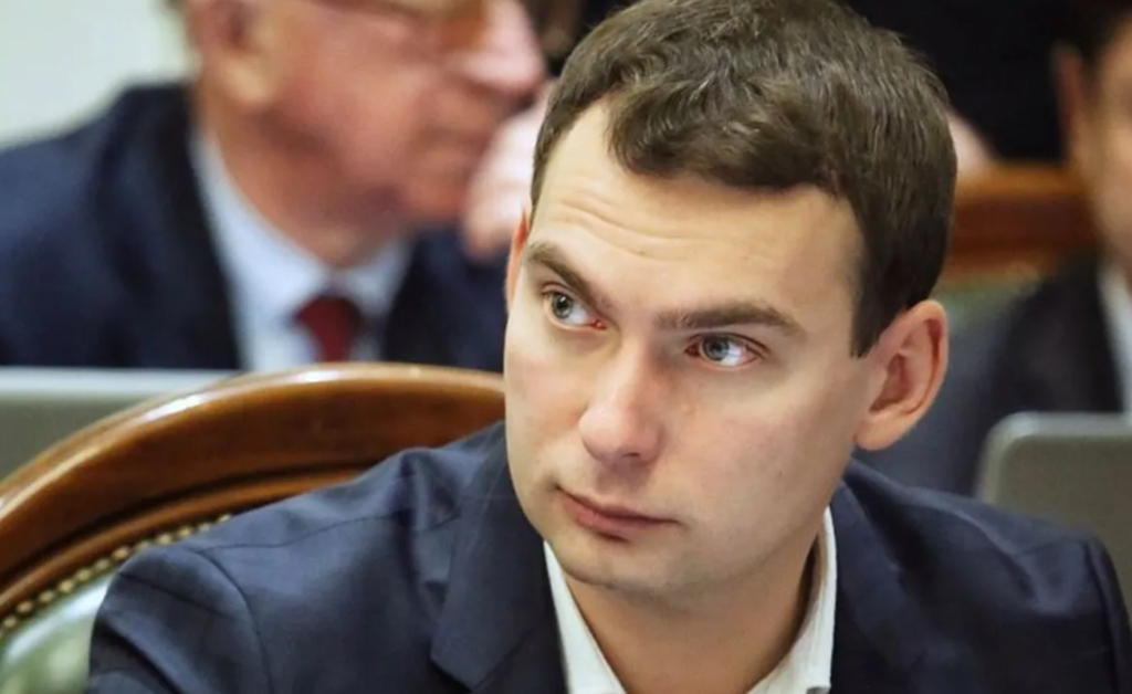 Украине не хватает 400 миллиардов гривен на армию: депутат заявил о пересмотре бюджета