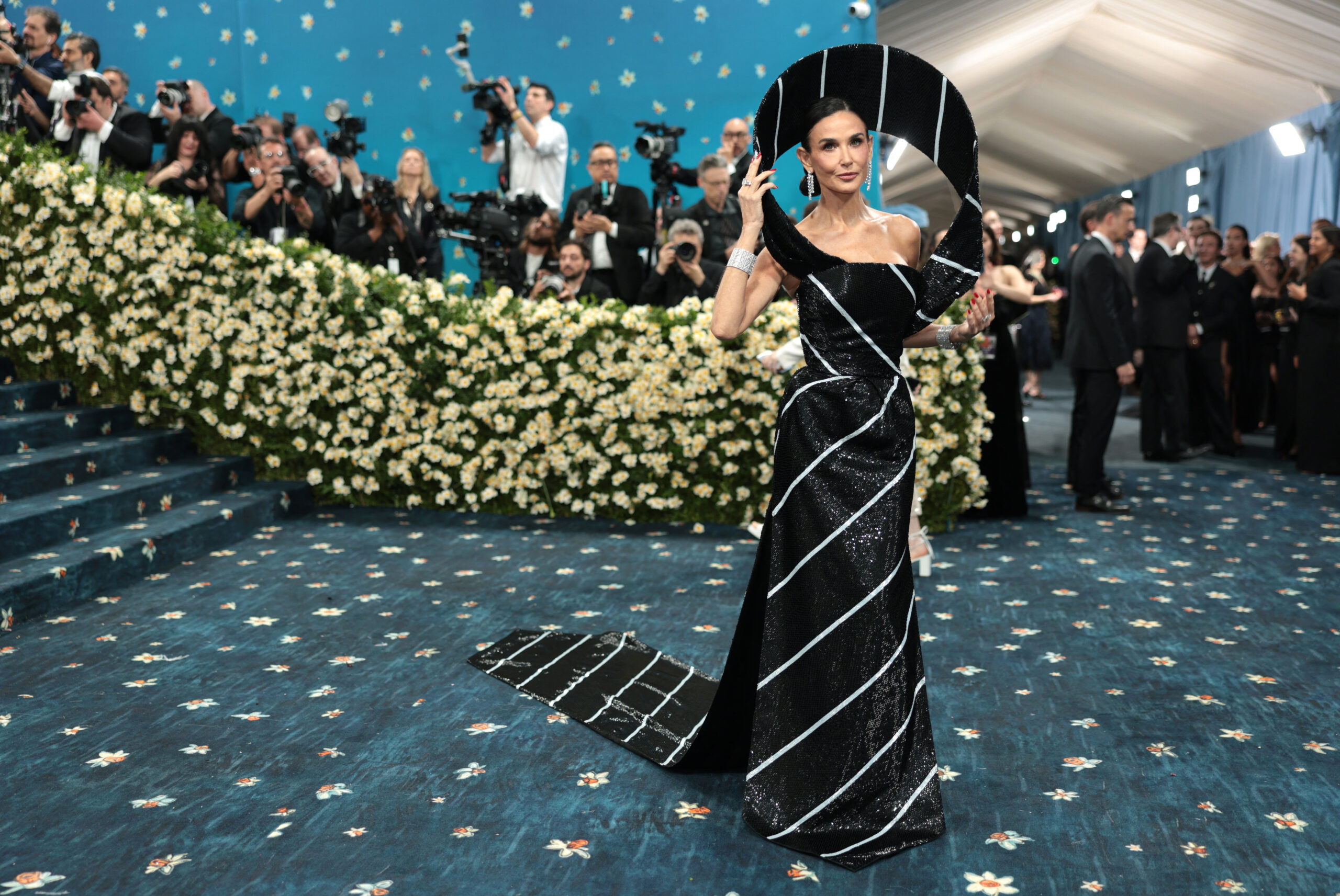 Деми Мур на Met Gala 2025 / Фото: Reuters