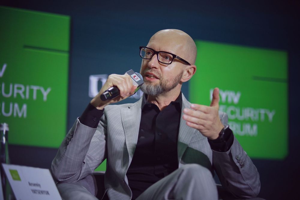 Важливо створити не коаліцію охочих, а коаліцію сильної політичної волі – Яценюк