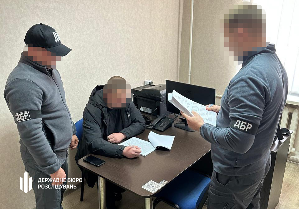 Хліб по 30 гривень: посадовця військової частини викрили на мільйонній схемі розкрадання бюджетних коштів