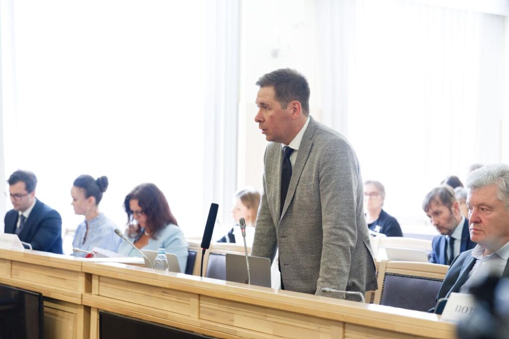 We defend the public’s right to know how Zelenskyy is implementing sanctions – Ilya Novikov on the continuation of open sessions of the Supreme Court