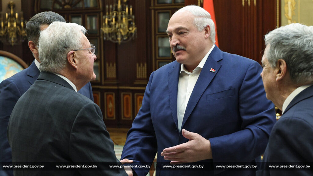 Спеціальний представник Трампа провів зустріч з Лукашенком: що вони обговорювали