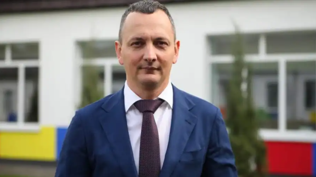 Influence, investigation and the “Big Construction”: Wikipedia updated information about Yuri Golik