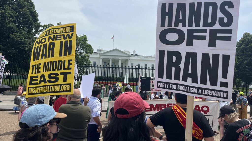 “Ні війні з Іраном”: у США пройшли протести проти дій Трампа
