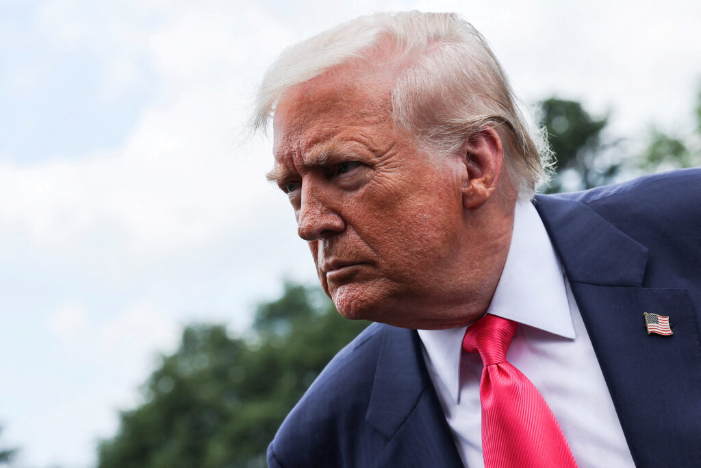 Трамп пообіцяв не торкатися теми українських територій на зустрічі з Путіним – ЗМІ