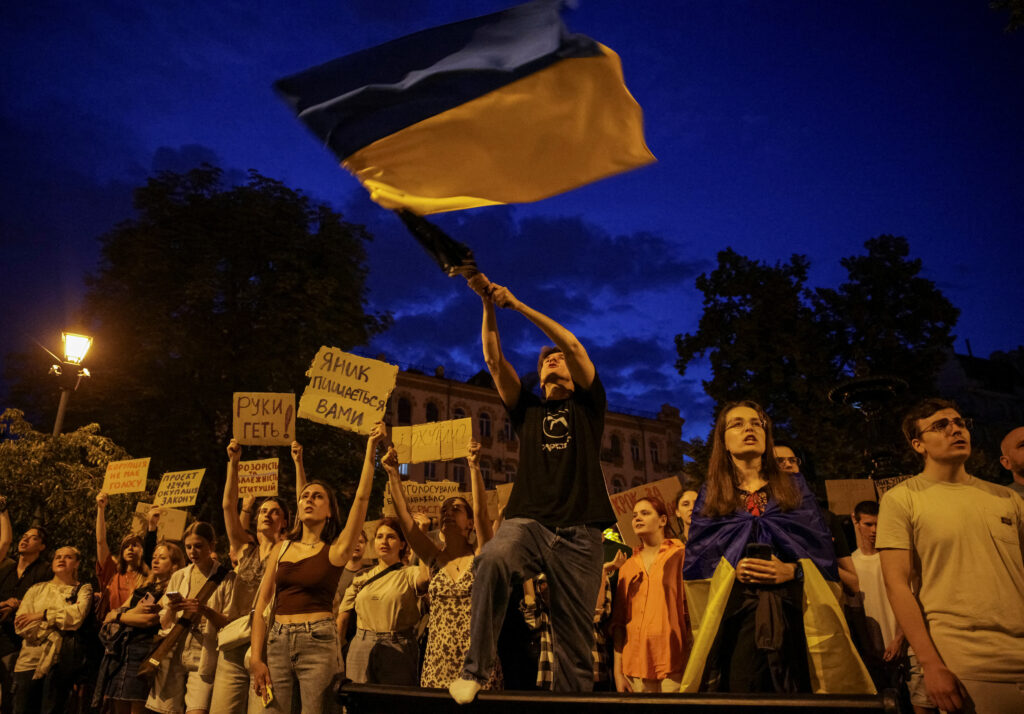 «Репрессии — не дисциплина»: в Киеве протестуют против усиления наказания для военных
