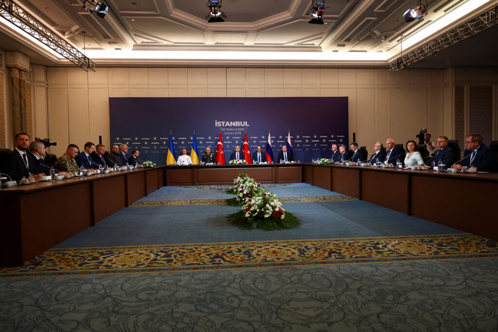 Зустріч у Стамбулі: коли будуть реальні мирні переговори