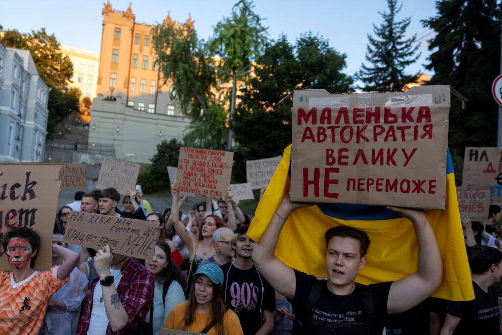 Failed to escape NABU: did the authorities hear the voice of the street?