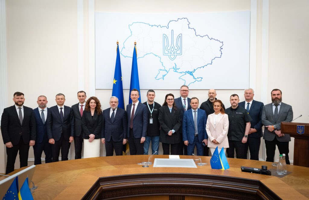 The renewed Cabinet of Ministers held its first meeting: Svyrydenko revealed the demands on the ministers