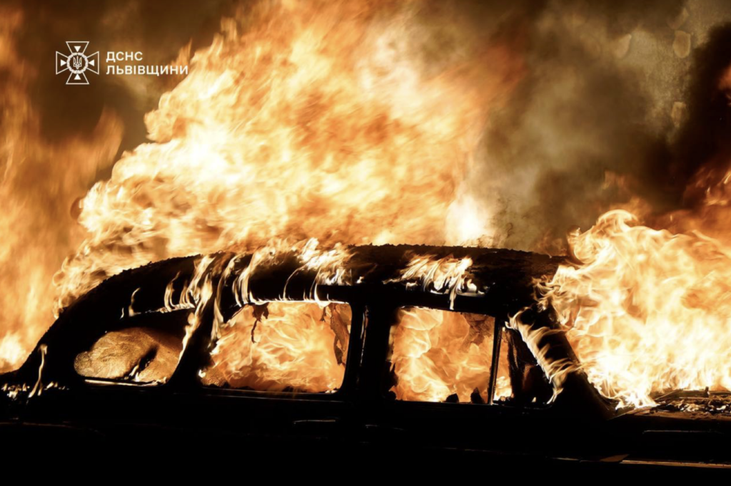 Russia launched a massive missile and drone attack on Ukraine at night: there are casualties