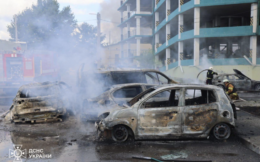 Russia shelled the center of Kharkov with KABs: many casualties