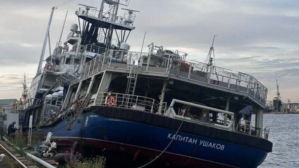 Another failure: “Captain Ushakov” sank during construction in Russia