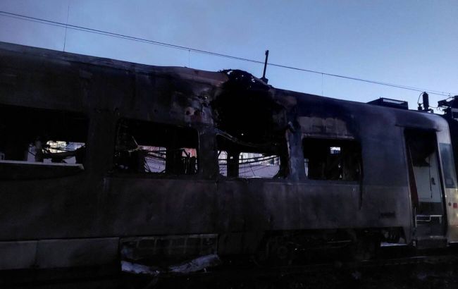 The Russians destroyed a high-speed train with a massive strike: Ukrzaliznytsia has already restored routes