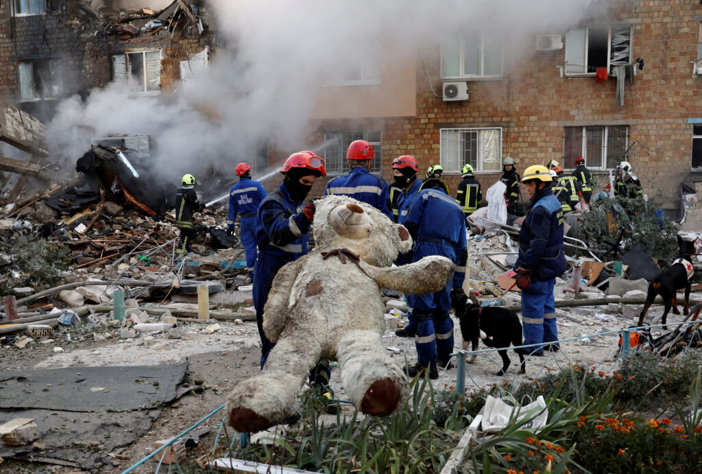 Death toll rises again in Kyiv due to massive Russian attack