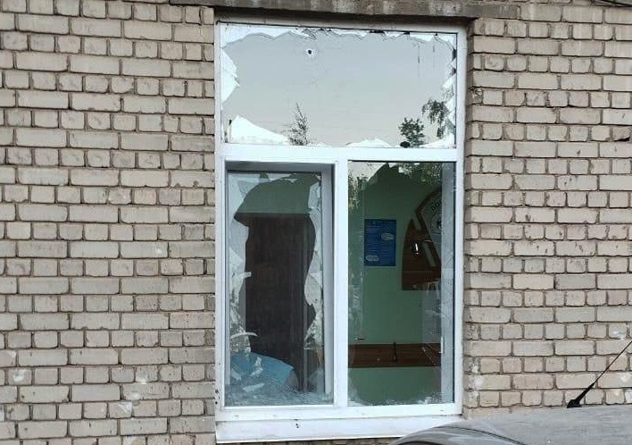 Russian drones attack medical facility in Kherson